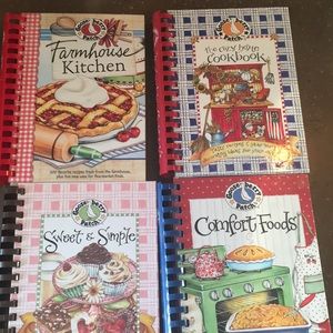4 gooseberry patch cookbooks